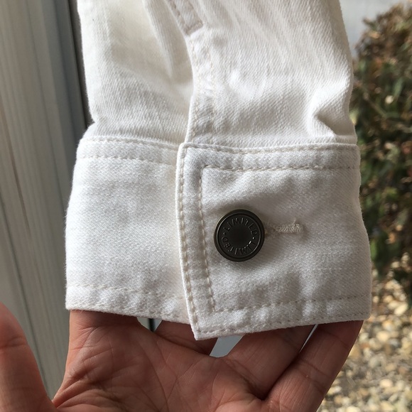White Button Jacket - Picture 3 of 16